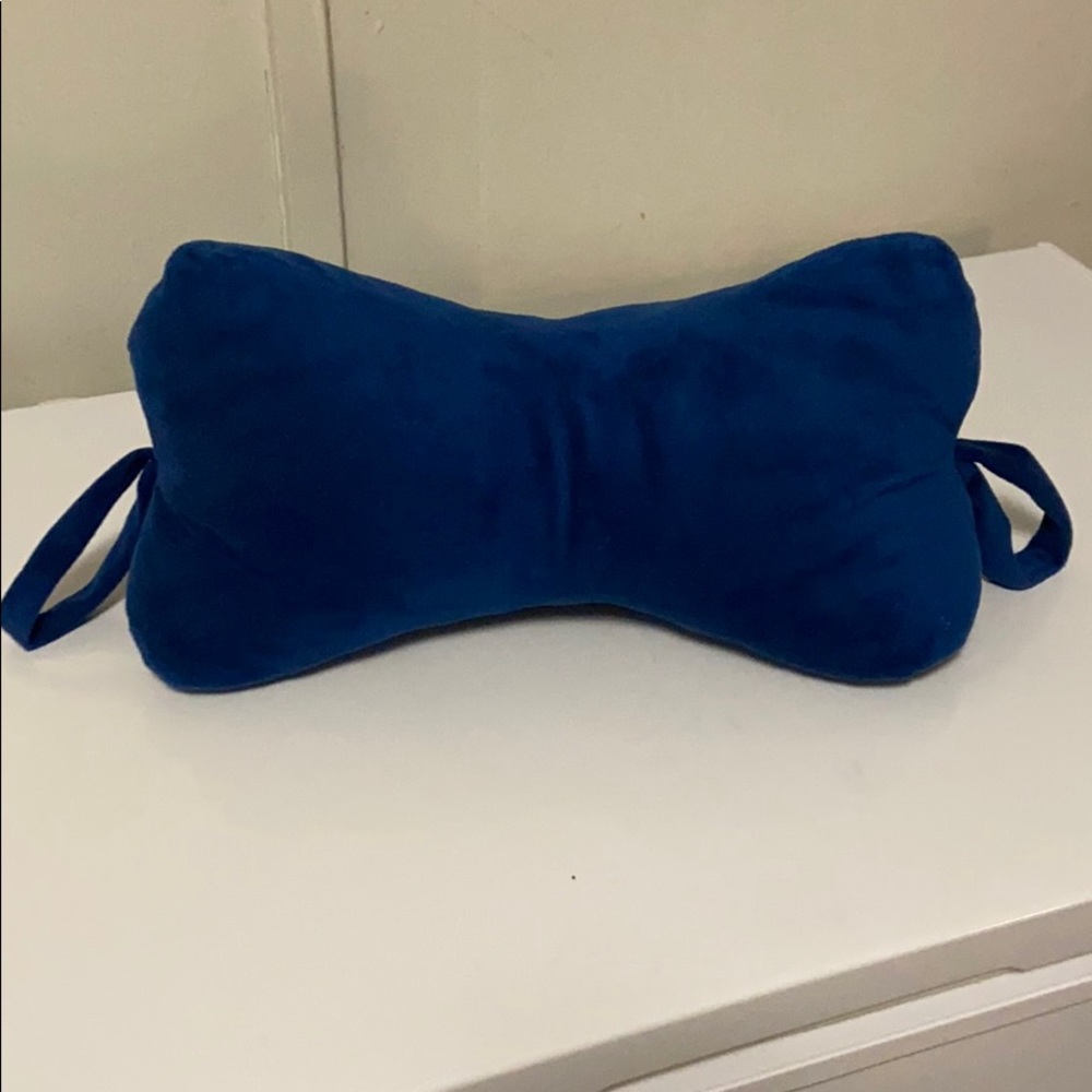Neck/ back pillow